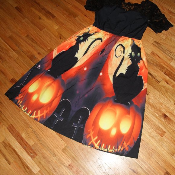 Boutique Dresses & Skirts - HALLOWEEN Lace Panel Cat+Pumpkin Flared Dress sz 4